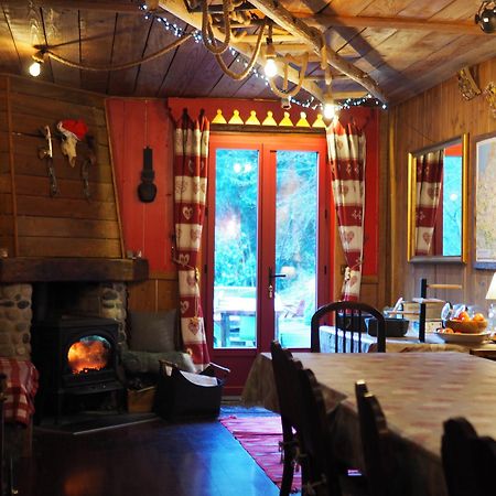 Les Ruisseaux Bed and Breakfast Cauterets Exteriör bild