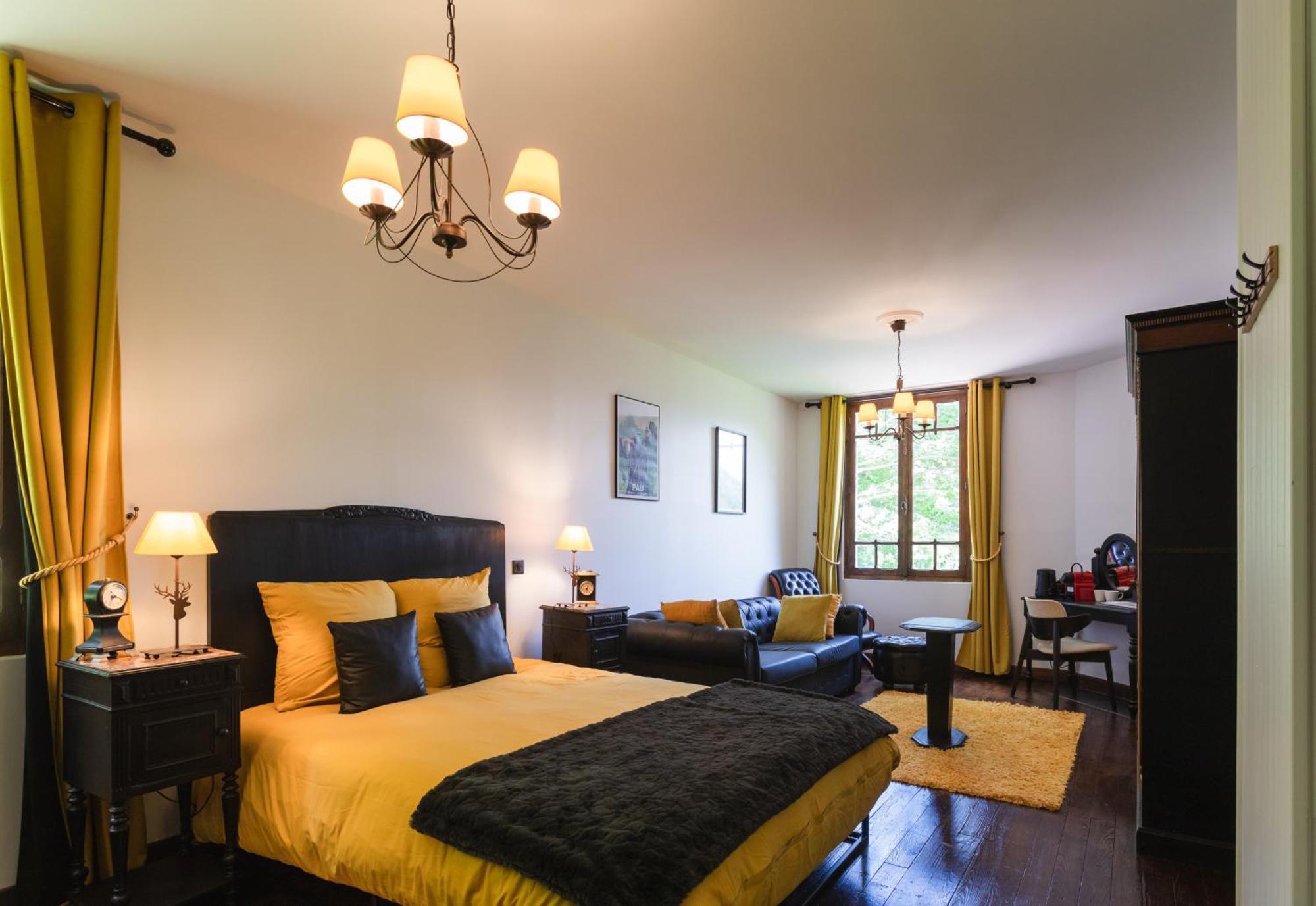 Les Ruisseaux Bed and Breakfast Cauterets Exteriör bild